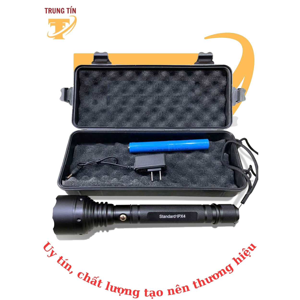 Đèn pin chiếu sáng PCCC